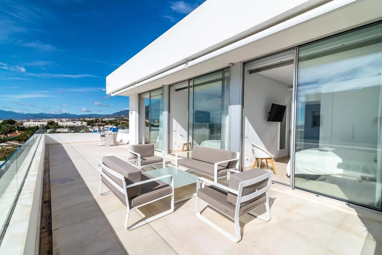New Luxurious 4-Bdrm Villa Next To Beach/Golf — La Finca Marbella