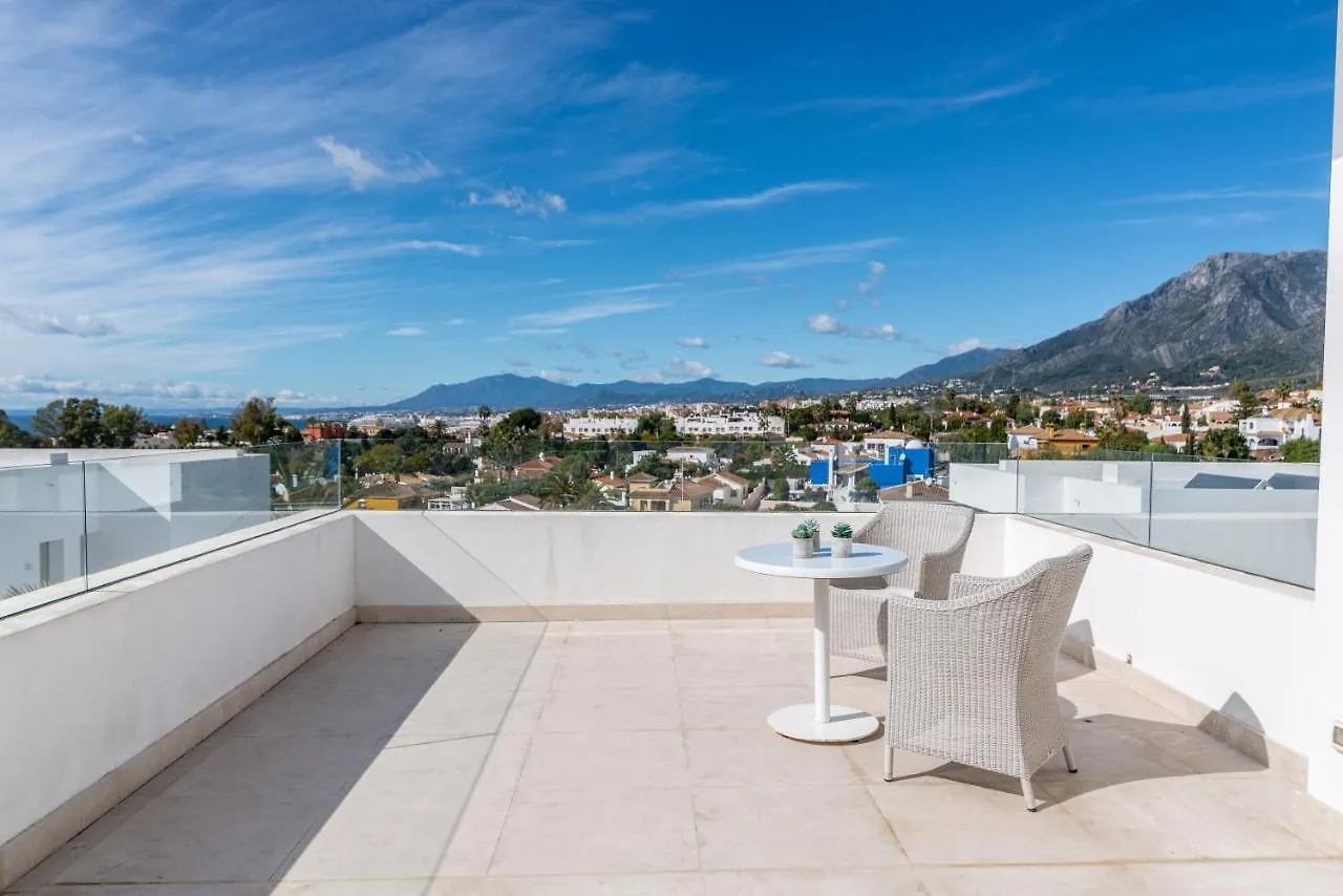 New Luxurious 4-Bdrm Villa Next To Beach/Golf — La Finca Marbella Spain