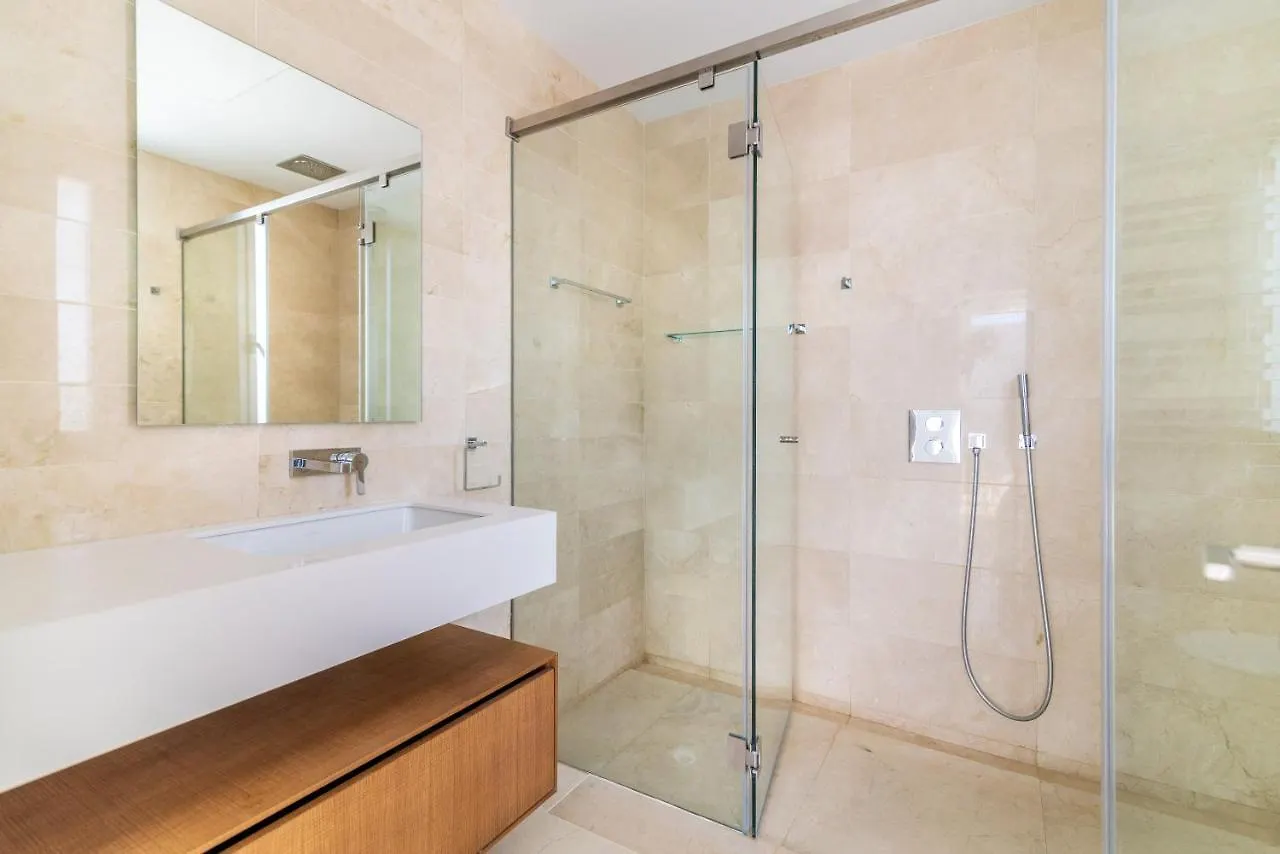 New Luxurious 4-Bdrm Villa Next To Beach/Golf — La Finca Marbella