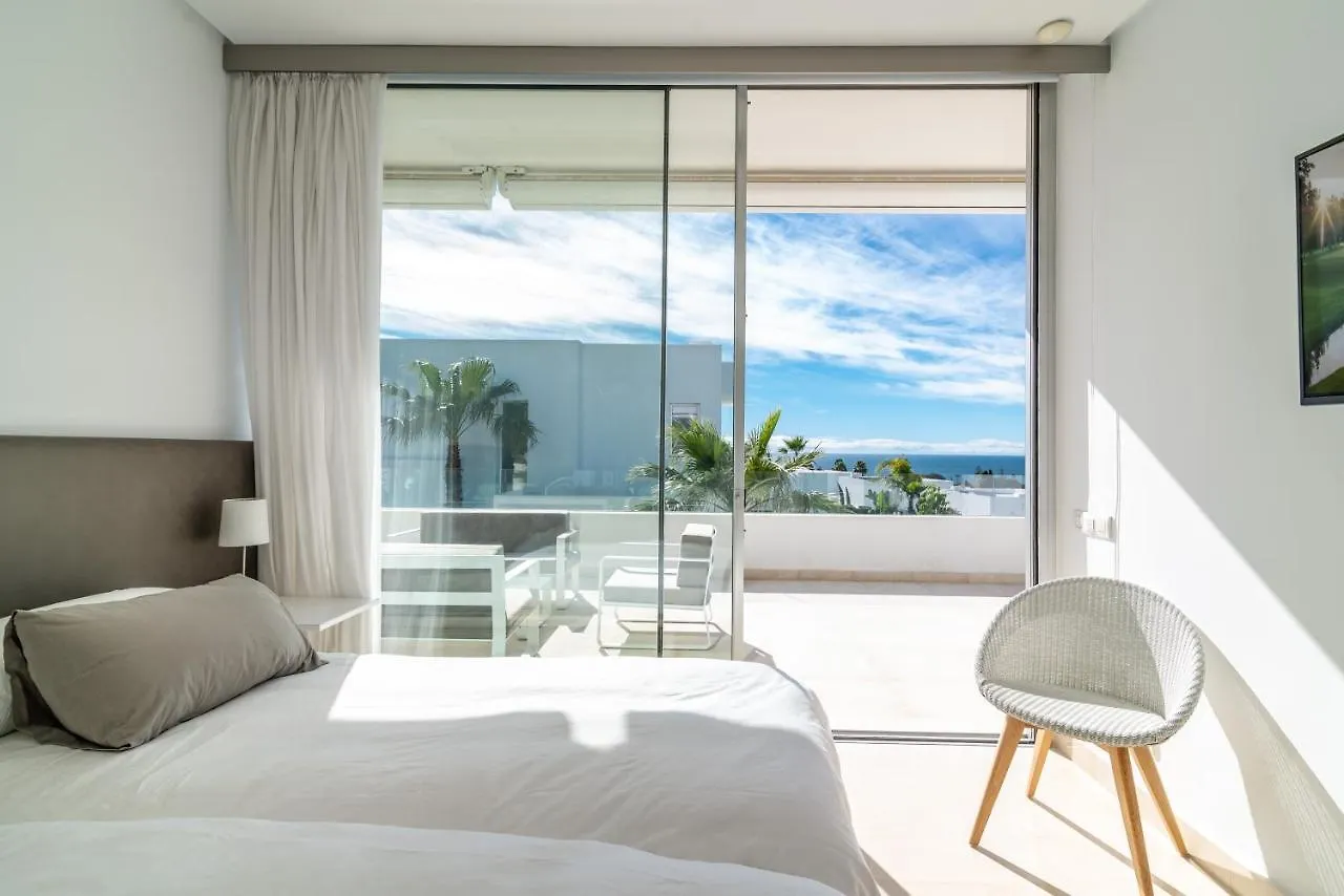 New Luxurious 4-Bdrm Villa Next To Beach/Golf — La Finca Marbella Spain